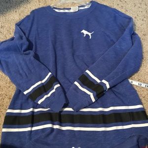 VS crewneck